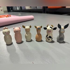 Hearth and Hand Magnolia Farm Animal Wooden Figurines Set
